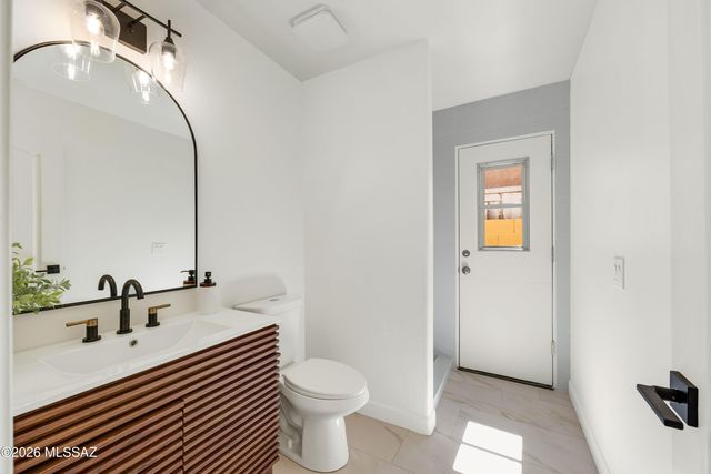 8470 N Redstone, Tucson, AZ 85743