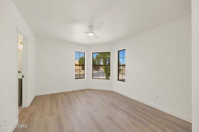 8470 N Redstone, Tucson, AZ 85743