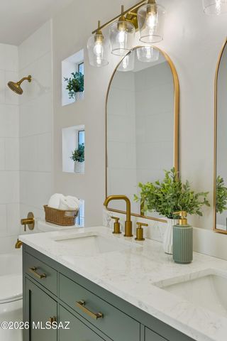 8470 N Redstone, Tucson, AZ 85743