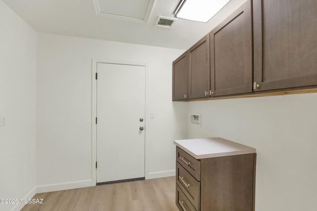 8470 N Redstone, Tucson, AZ 85743