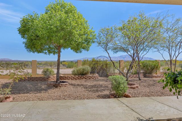 8470 N Redstone, Tucson, AZ 85743