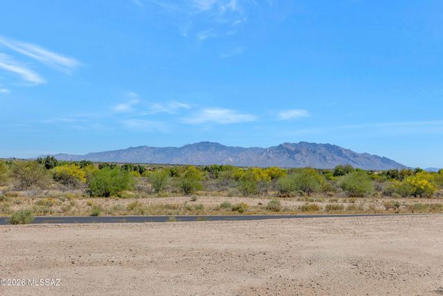 8470 N Redstone, Tucson, AZ 85743