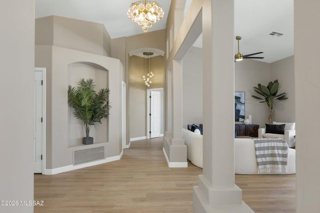 8470 N Redstone, Tucson, AZ 85743