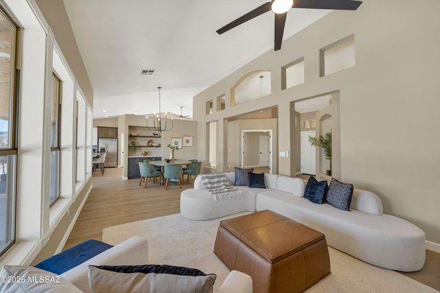 8470 N Redstone, Tucson, AZ 85743