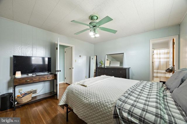 2204 FOOTE RD, Wilmington, DE 19803