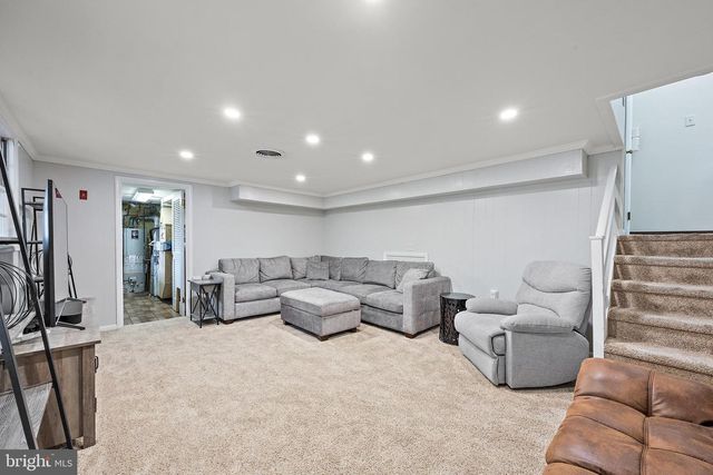 2204 FOOTE RD, Wilmington, DE 19803