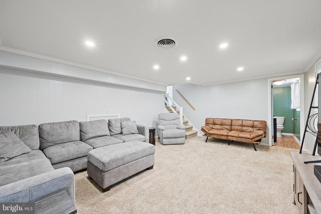 2204 FOOTE RD, Wilmington, DE 19803