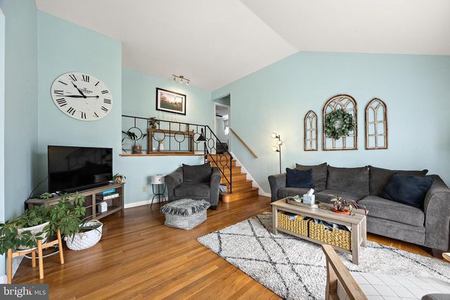 2204 FOOTE RD, Wilmington, DE 19803