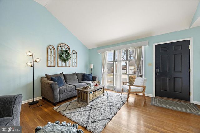 2204 FOOTE RD, Wilmington, DE 19803