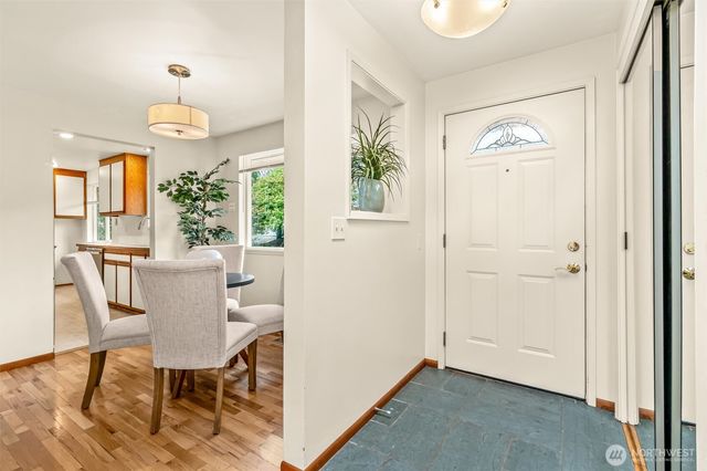 23807 80th Avenue W, Edmonds, WA 98026