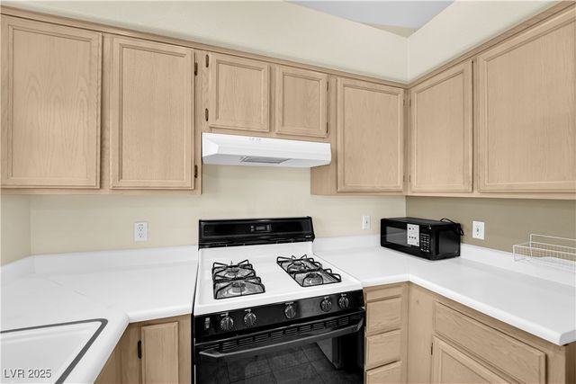 7572 Durham Hall Avenue 201, Las Vegas, NV 89130