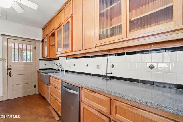 2709 N Florence Street, El Paso, TX 79902