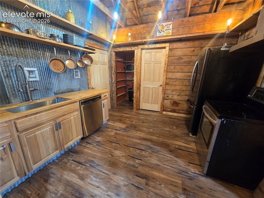 207 W Eaton Avenue, Cripple Creek, CO 80813 — photo 3