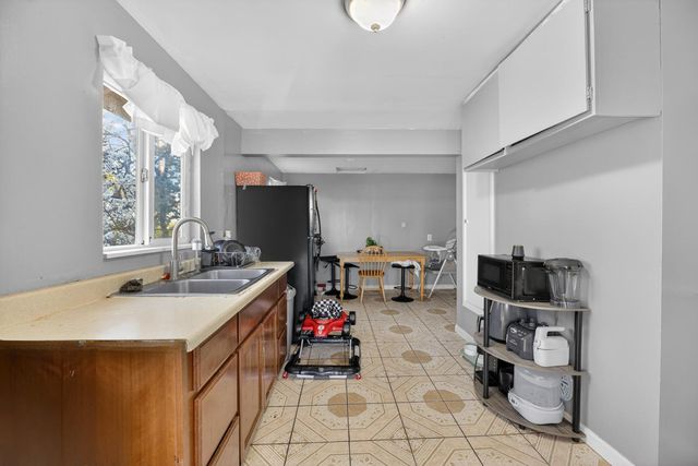 5555 E Main St, Stockton, CA 95215