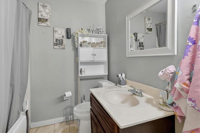 5555 E Main St, Stockton, CA 95215