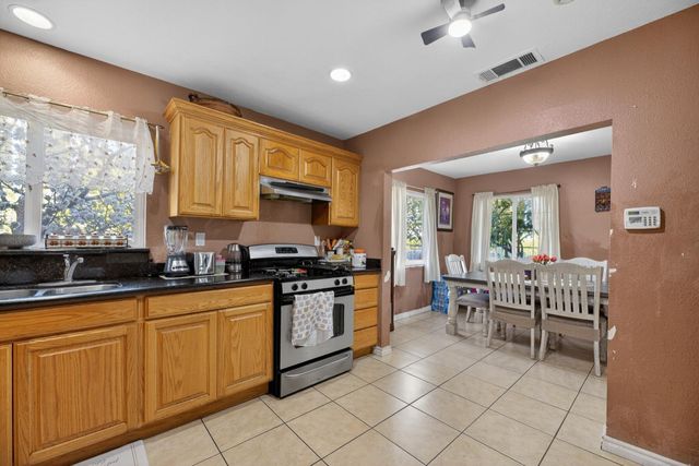 5555 E Main St, Stockton, CA 95215