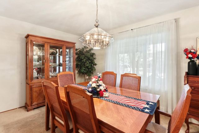 1 Northlite Cir, Sacramento, CA 95831