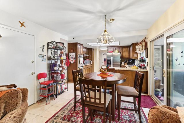 1 Northlite Cir, Sacramento, CA 95831