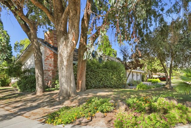 1 Northlite Cir, Sacramento, CA 95831