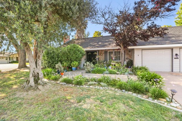 1 Northlite Cir, Sacramento, CA 95831