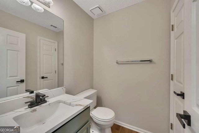 4704 Vineyard Court SE, Smyrna, GA 30082
