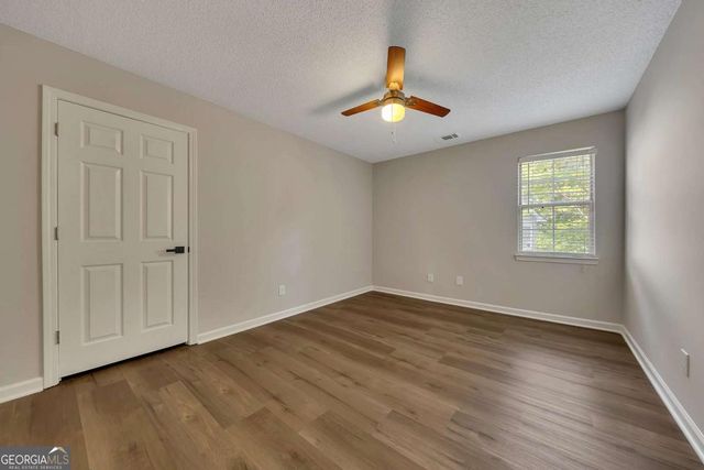 4704 Vineyard Court SE, Smyrna, GA 30082