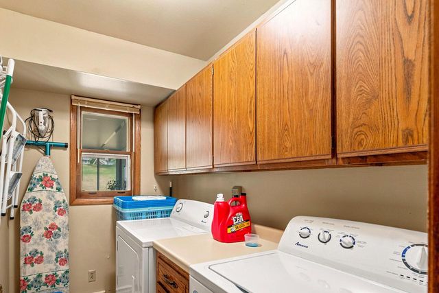 924 N 18th AVENUE, West Bend, WI 53090