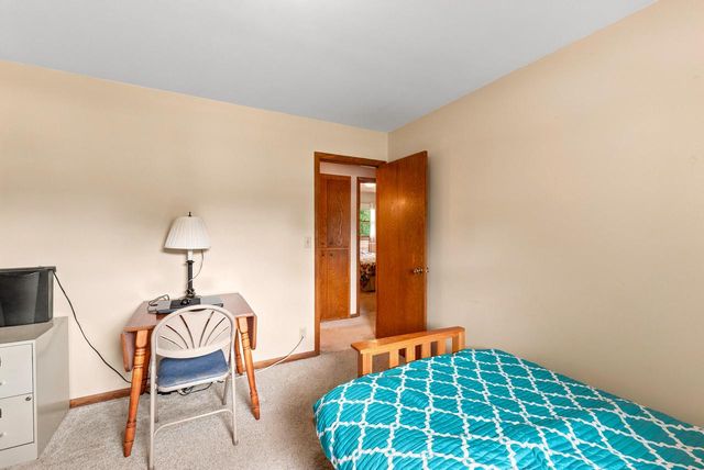 924 N 18th AVENUE, West Bend, WI 53090