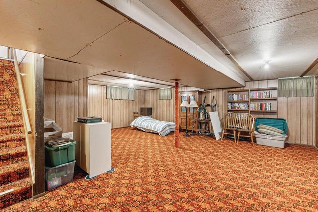 924 N 18th AVENUE, West Bend, WI 53090