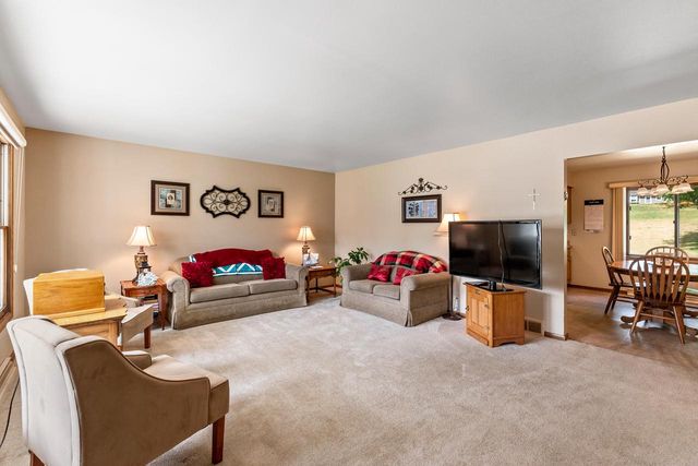 924 N 18th AVENUE, West Bend, WI 53090