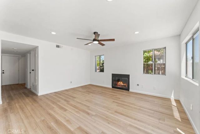 1840 E Newgrove, Lancaster, CA 93535