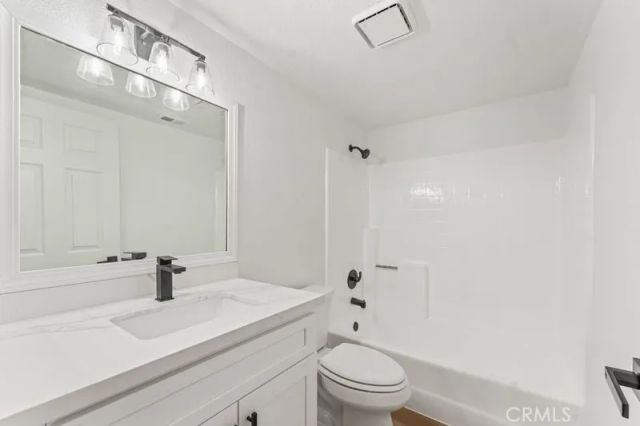 1840 E Newgrove, Lancaster, CA 93535