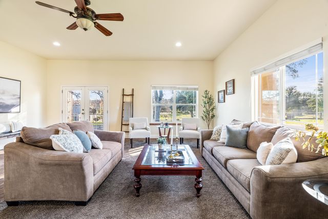 14860 Oak Knoll Drive, Red Bluff, CA 96080