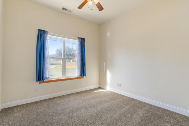 14860 Oak Knoll Drive, Red Bluff, CA 96080