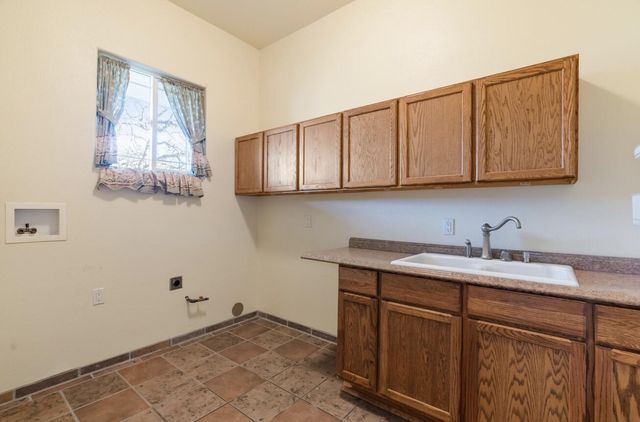 14860 Oak Knoll Drive, Red Bluff, CA 96080