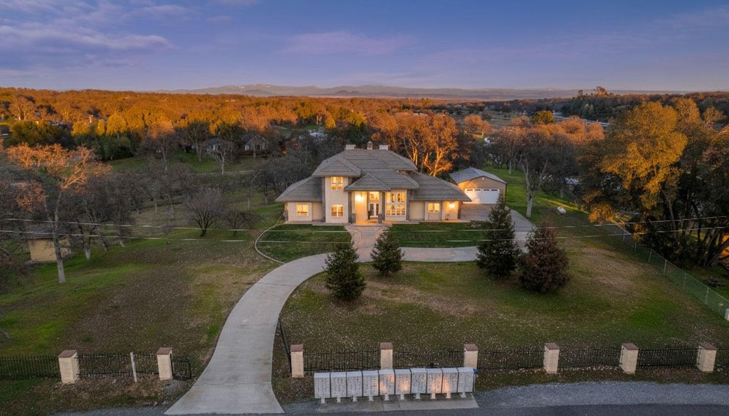 14860 Oak Knoll Drive, Red Bluff, CA 96080