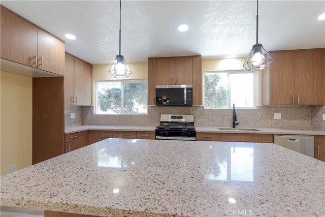 9228 Artesia Blvd, Bellflower, CA 90706