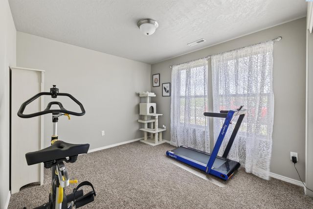 5702 Chapel Hill Blvd, Pasco, WA 99301