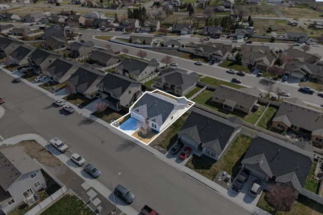 5702 Chapel Hill Blvd, Pasco, WA 99301