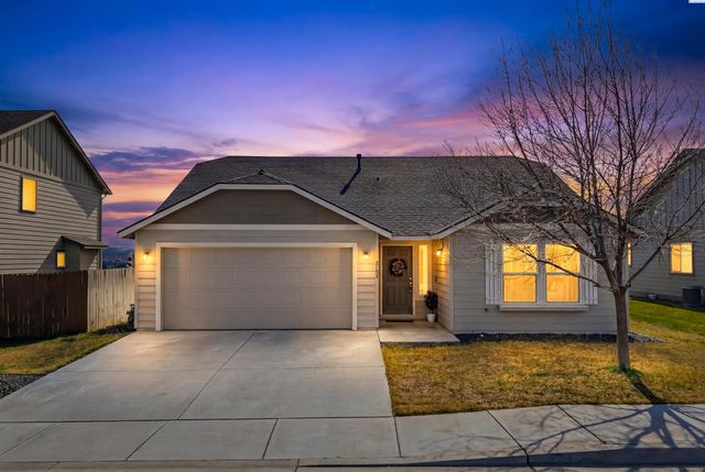 5702 Chapel Hill Blvd, Pasco, WA 99301