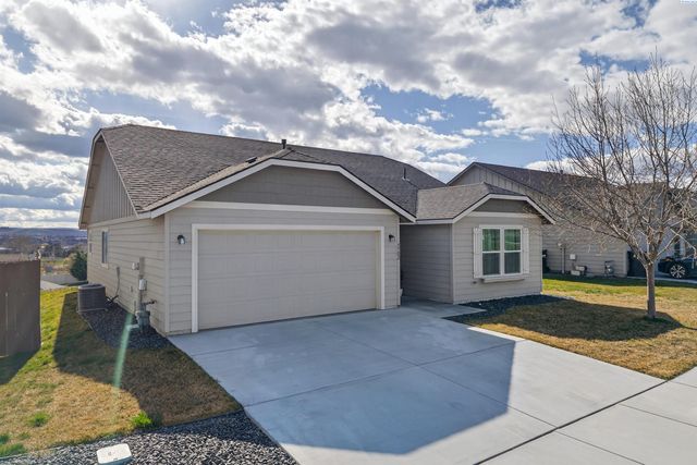 5702 Chapel Hill Blvd, Pasco, WA 99301