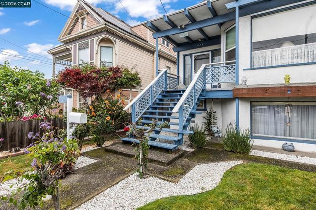 1036 Regent St, Alameda, CA 94501