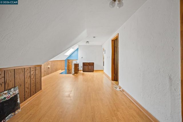 1036 Regent St, Alameda, CA 94501