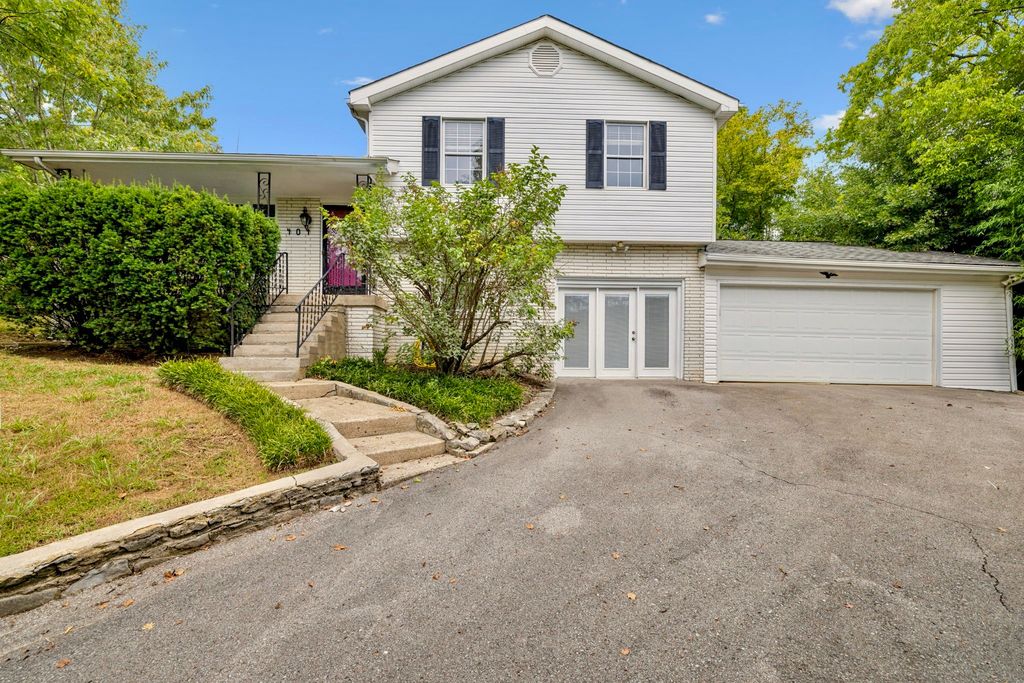 404 Wilclay Dr, Nashville, TN 37209
