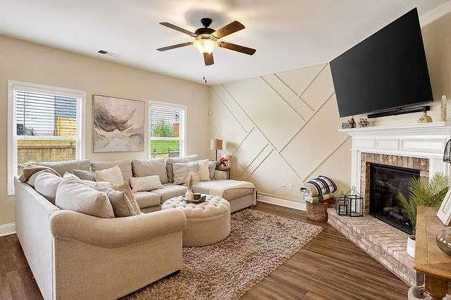 2032 Bridgewater Pass, Hampton, GA 30228