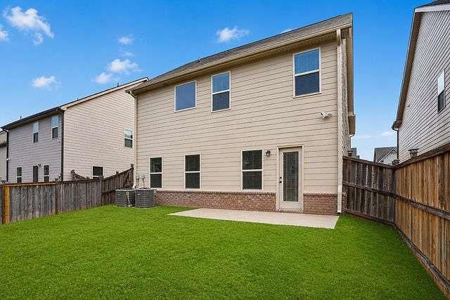 2032 Bridgewater Pass, Hampton, GA 30228