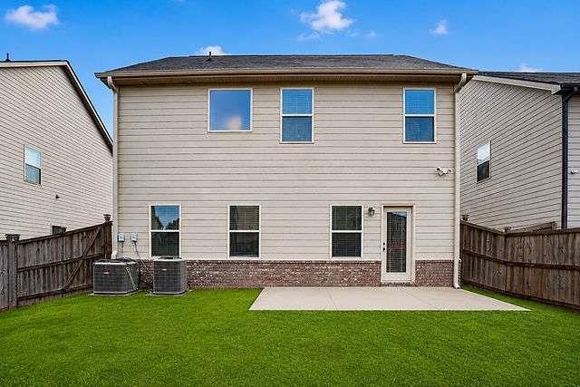 2032 Bridgewater Pass, Hampton, GA 30228