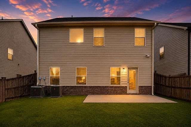 2032 Bridgewater Pass, Hampton, GA 30228