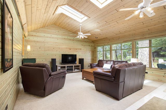 59688 Summit Street, Three Rivers, MI 49093