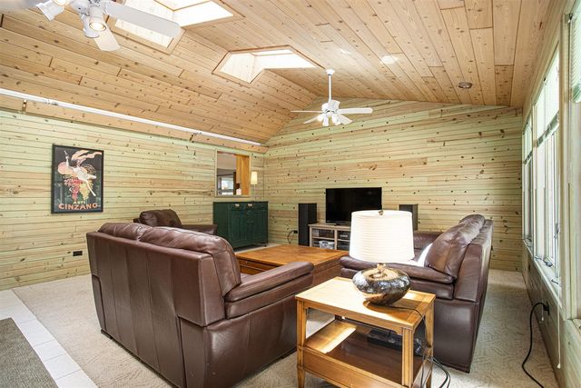 59688 Summit Street, Three Rivers, MI 49093